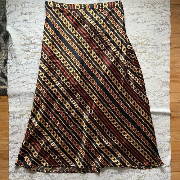 Ashley Stewart Silky Chain Print MIDI Skirt - Picture 12 of 12